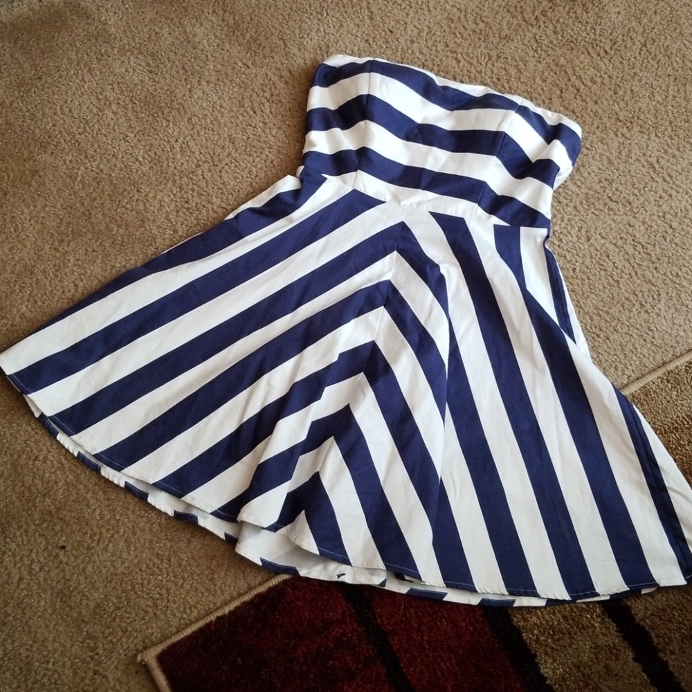 Navy blue and white strapless dress